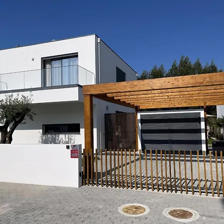 Pampelonne Tatil Evi São Martinho do Porto