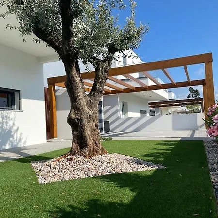 Pampelonne Tatil Evi São Martinho do Porto